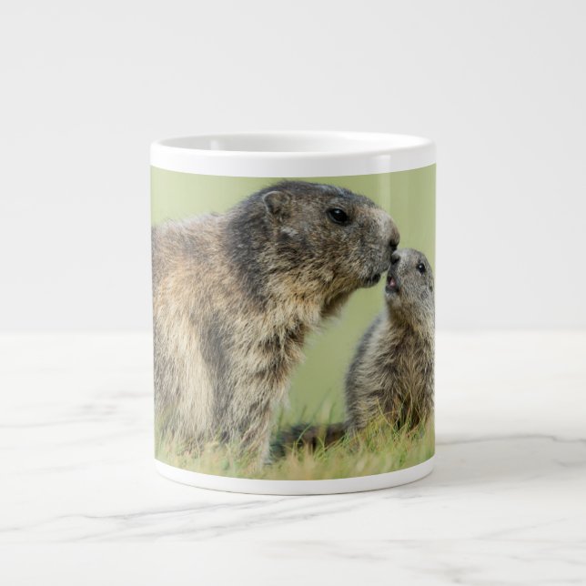 Cutest Baby djur | Alpine Marmot Family Jumbo Mugg (Framsidan)