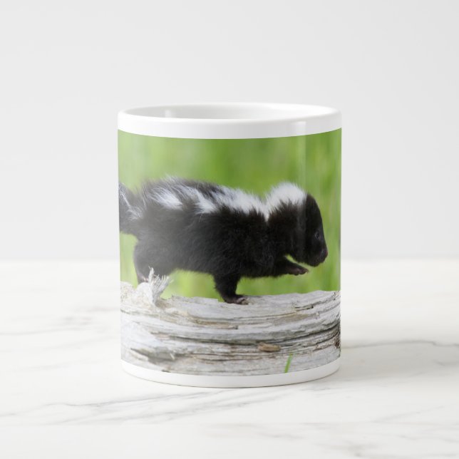 Cutest Baby djur | Baby Skunk Jumbo Mugg (Framsidan)
