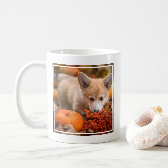 Cutest Baby djur | Corgi Puppy på hösten Kaffemugg (Med munk)