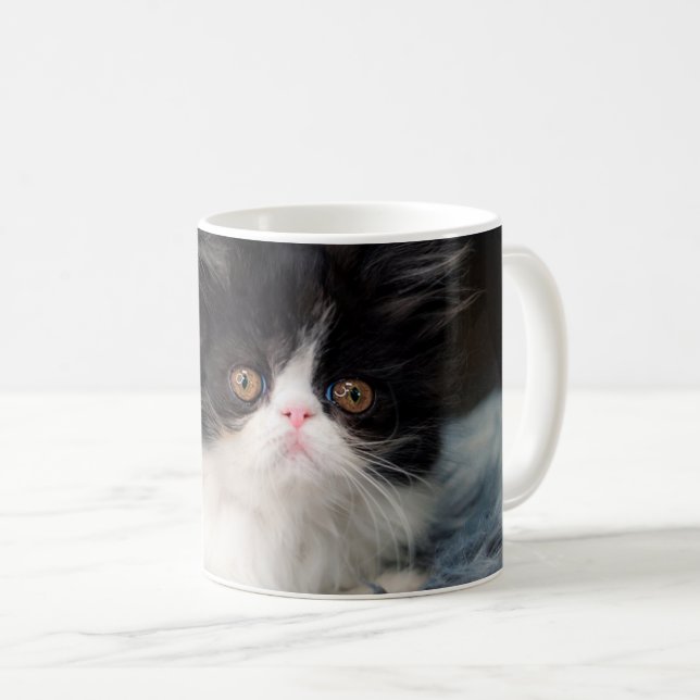 Cutest Baby djur | Fluffy B&W Kitten Kaffemugg (Framsida höger)