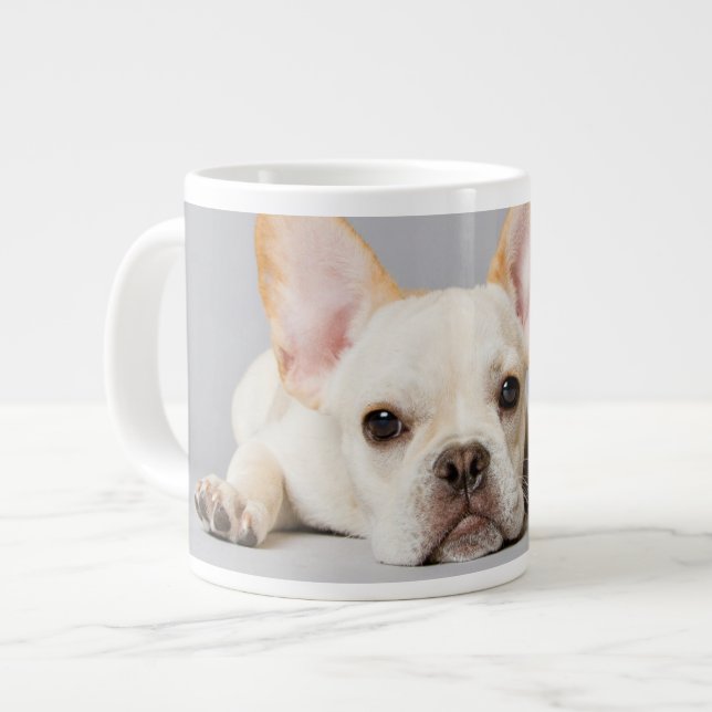 Cutest Baby djur | Fransk Bulldog Ljuger nedåt Jumbo Mugg (Framsida vänster)