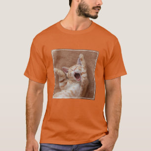 Cutest Baby djur Ginger Kitten Yawning T Shirt