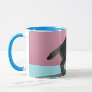 Cutest Baby djur Kitten Tittar på Fish Bowl Mugg