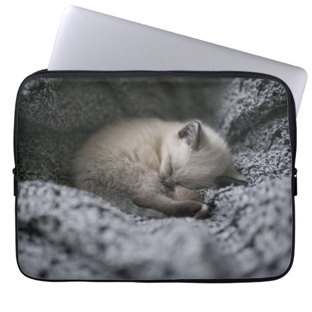Cutest Baby djur | Liten Kitten Sleeping Laptop Fodral (Framsidan)