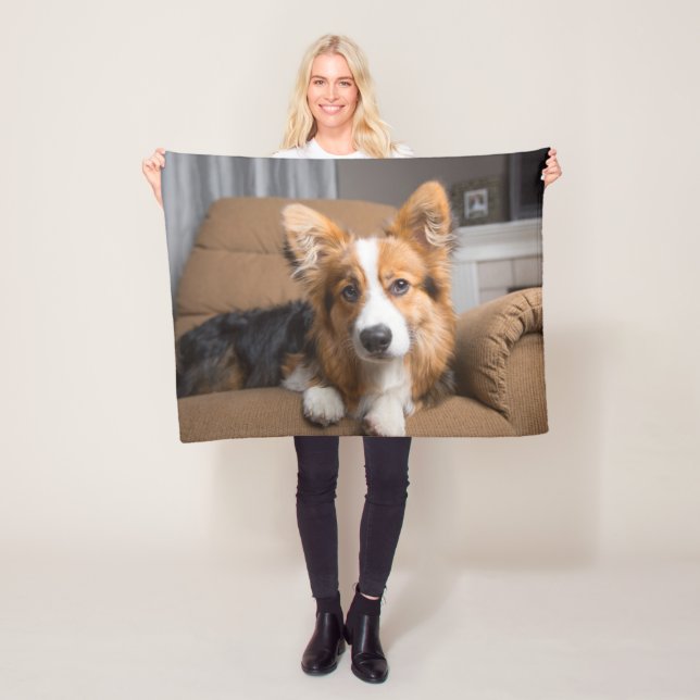 Cutest Baby djur | Long Hair Corgi Puppy Fleecefilt (På plats)