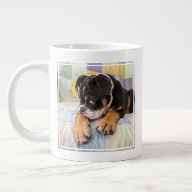 Cutest Baby djur | Shy Old English Bulldog Jumbo Mugg (Vänster)