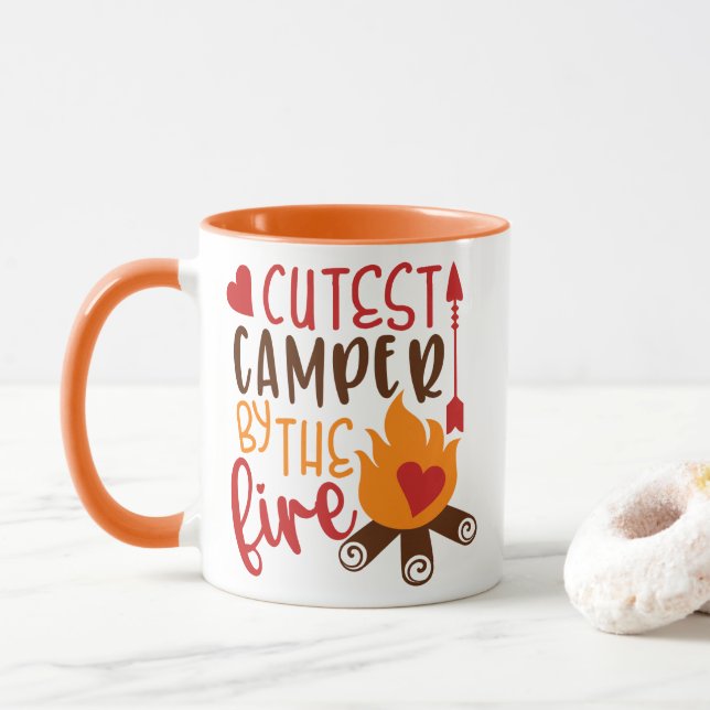 Cutest Camper by Campfire Funny Camping Mugg (Med munk)