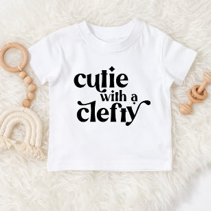 Cutie med en ren Baby T-Shirt