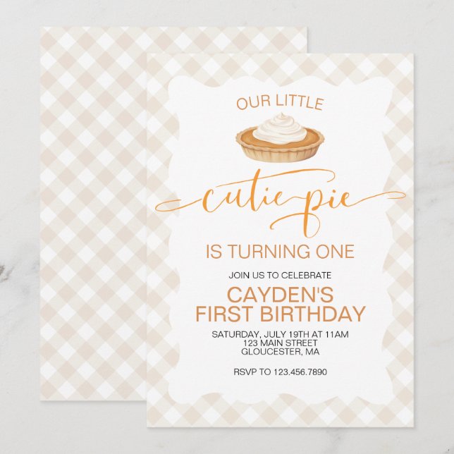 Cutie Paj pumpkin paj Fall plaid First Birthday Inbjudningar (Fram/baksida)