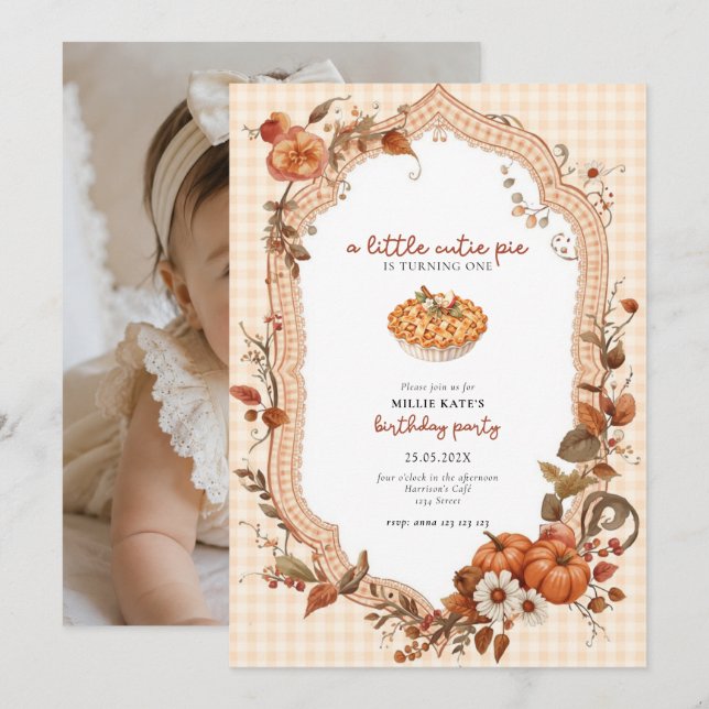Cutie Pie First Birthday Invitation Inbjudningar (Fram/baksida)