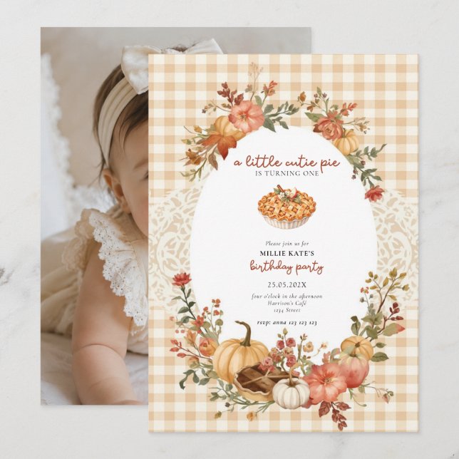 Cutie Pie First Birthday Invitation Inbjudningar (Fram/baksida)