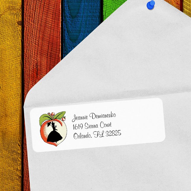 Cutomized Peach Southern Belle Returadress Etikett (Silhouette of Southern Bell on a big Georgia peach with leaves on white return address labels.)