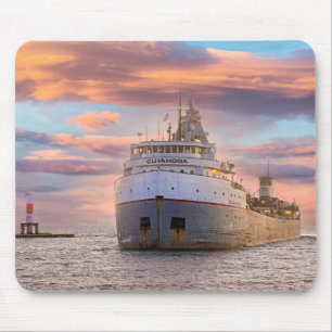 Cuyahoga Freighter vid solnedgången Musmatta