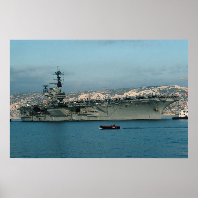 CV-59 ’USS Forrestal’ med fullt vinge, hamn vis Poster (Framsidan)
