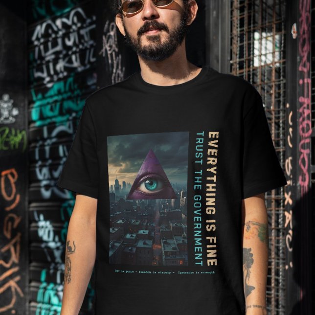 Cyberpunk Fake News Tee Dystopian Propaganda (Skapare uppladdad)