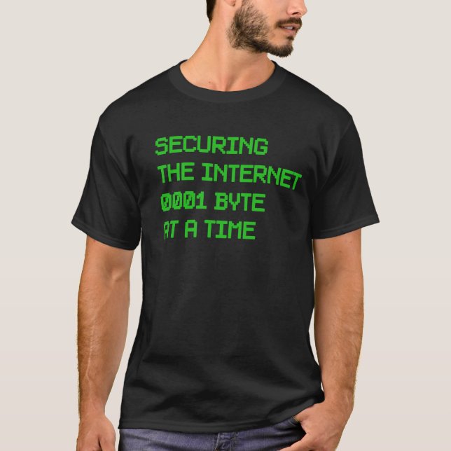 Cybersäkerhet Pixelerad Citat Rolig Datornörd T Shirt (Framsida)