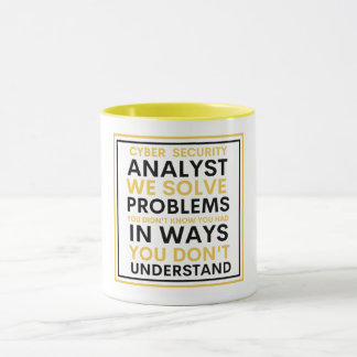 Cybersäkerhetsanalytiker vi löser problem mugg
