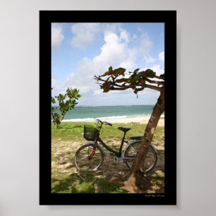 Cykel mot träd poster
