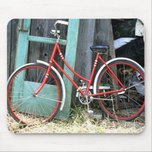 Cykeln cyklar att cykla cykla det gammala skjulet musmatta