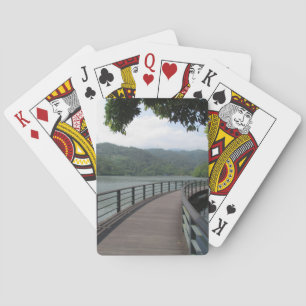 Cykeln överbryggar casinokort