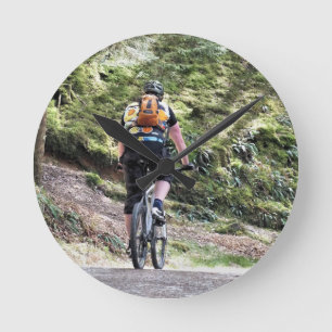 CYKLA FÖR BERG RUND KLOCKA