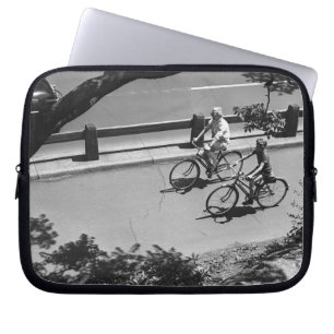 Cykla för man och för pojke laptop sleeve