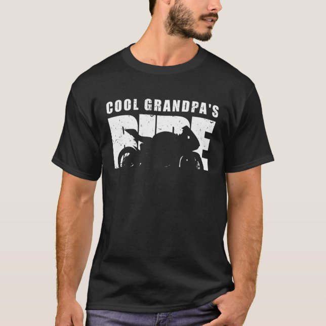 Cyklande coola farfarar åker motorcykel t shirt (Framsida)
