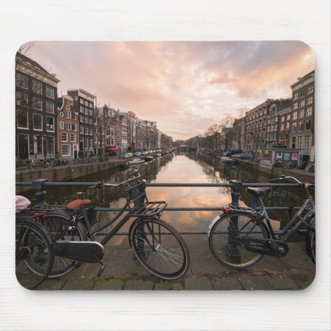 Cyklar på solnedgången i Amsterdam Musmatta (Framsidan)
