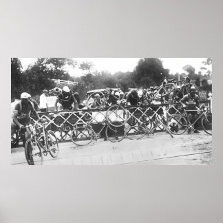 Cyklister kan inte vänta på järnvägspassagerartåg poster