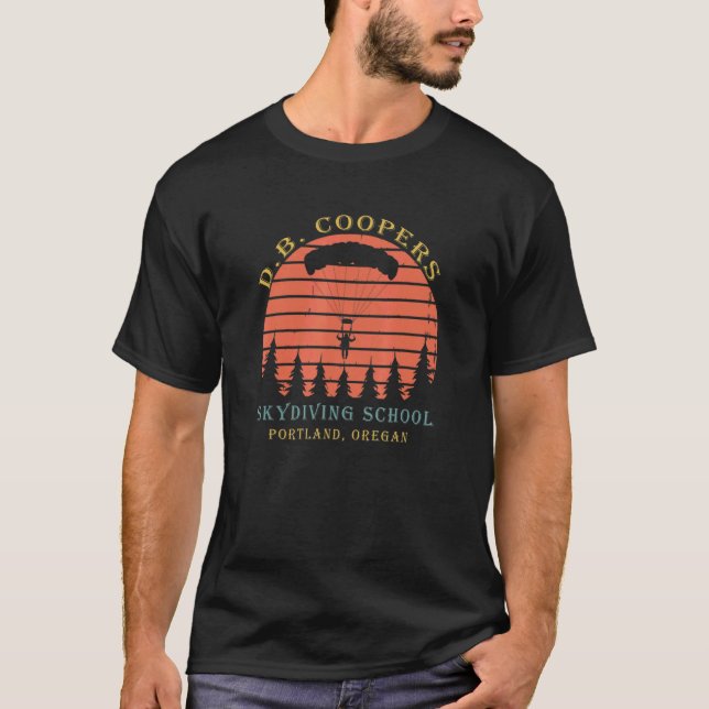 D B Coopers Skydiving School Portland Oregon 1 T Shirt (Framsida)
