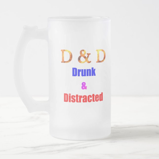 D&D Drunk och Distrated Frostat Ölglas (Vänster)