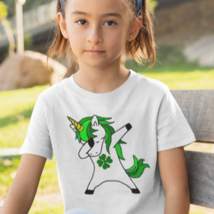 Dabba Enhörning St. Patrick's Day Grön Shamrock T Shirt