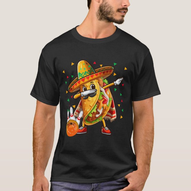 Dabba taco spelar bowling Cinco De Mayo spelare T Shirt (Framsida)