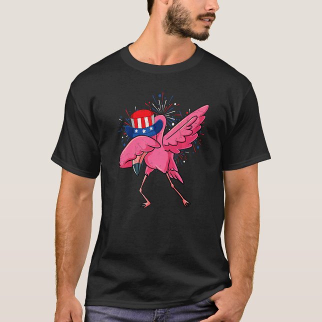 Dabbing Flamingo & farbror Sam Hat American Flagga T Shirt (Framsida)