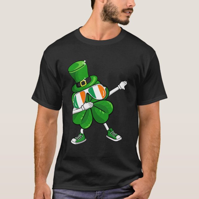 Dabbing Leprechaun Shamrock St Patrick s Day Boys T Shirt (Framsida)