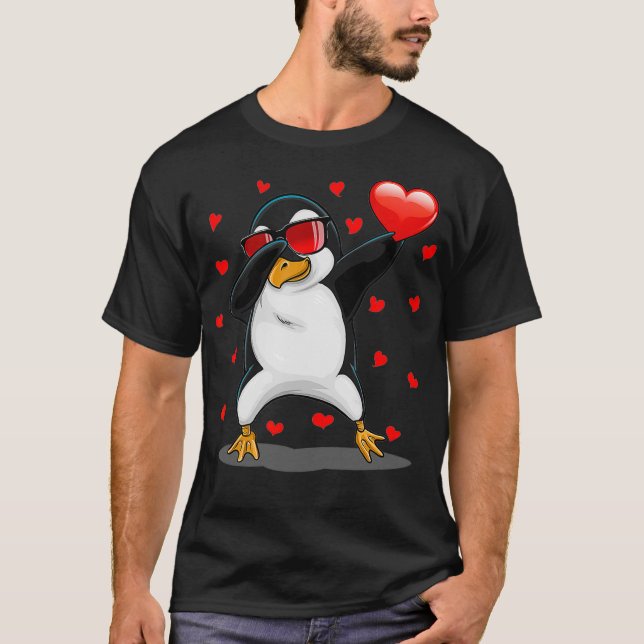 Dabbing Penguin Sunglasses Valentines day Heart T Shirt (Framsida)