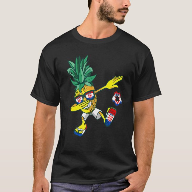 Dabbing Pineapple Kroatiska fotbollsrötter T Shirt (Framsida)