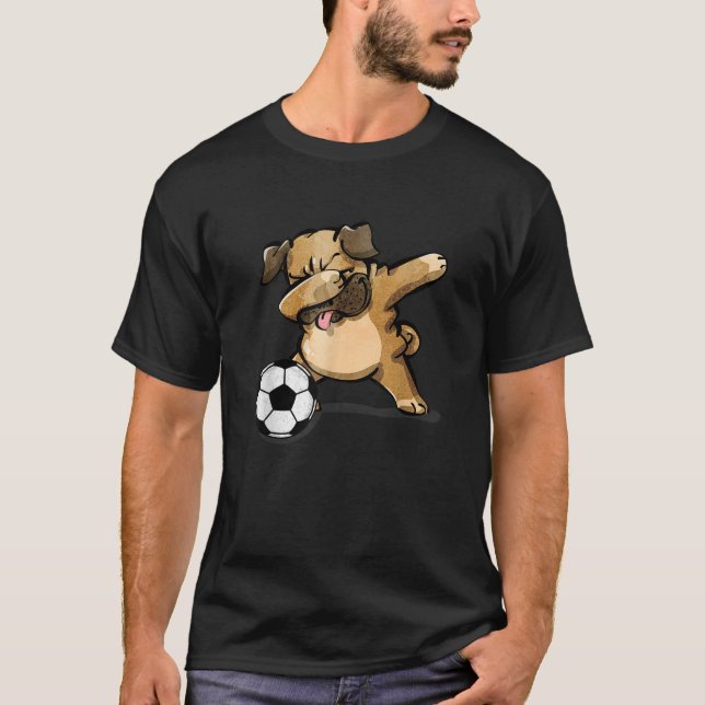 Dabbing Pug Rolig hund Soccer Älskare Football Pug T Shirt (Framsida)