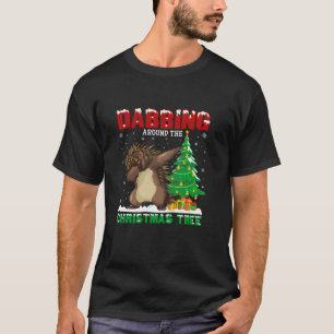 Dabbing runt Julgran Porcupine Julafton C T Shirt