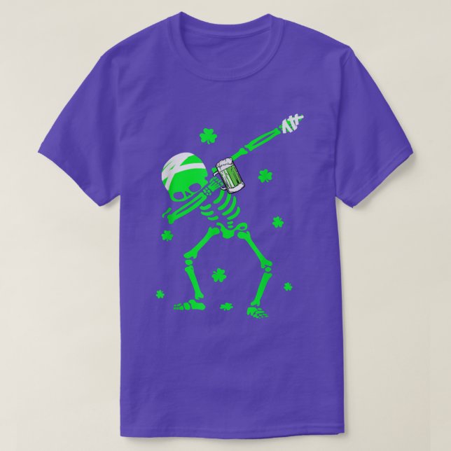 Dabbing Skeleton Drink Beer Irish Shamrock St Patr T Shirt (Design framsida)