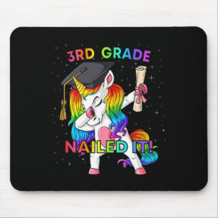 Dabbing Unicorn 3:e Klass nailed it Studenten Gir Musmatta