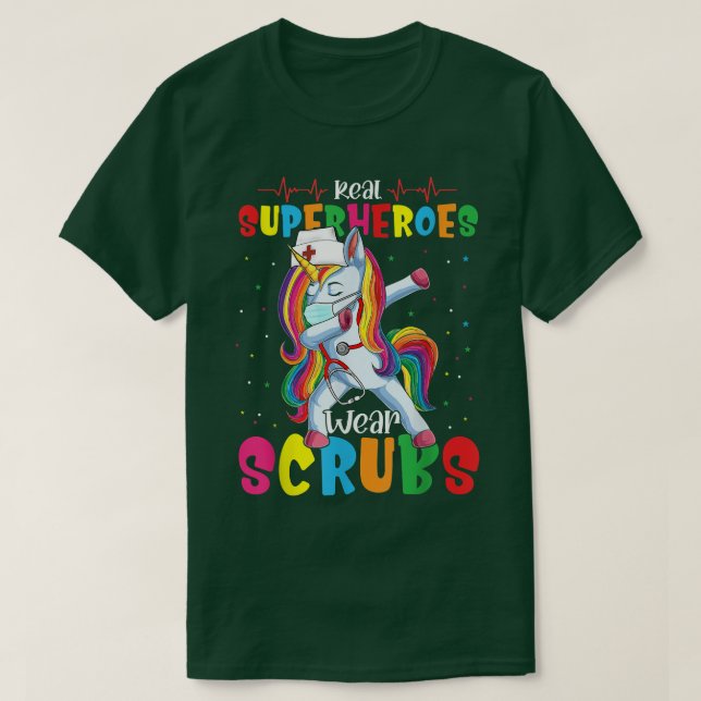Dabbing Unicorn Nurse Real Superheroes Bära Scrubs T Shirt (Design framsida)