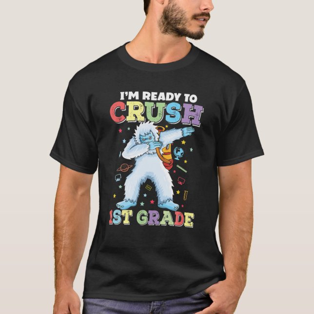 Dabbing Yeti Crushing 1st Klass, första dagen på b T Shirt (Framsida)