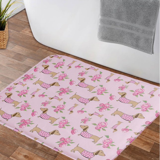 Dachshund Bath Mat Doxie + Peonies Blommigt Matta (Pink floral dachshund bathroom accessories - peonies and wiener dogs)