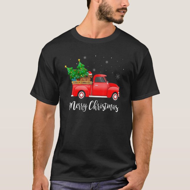 Dachshund Dog Riding Red Truck Christmas Decoratio T Shirt (Framsida)