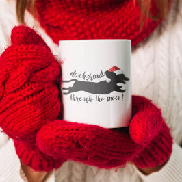 Dachshund genom Helgdagarna vid jul i snö Kaffemugg