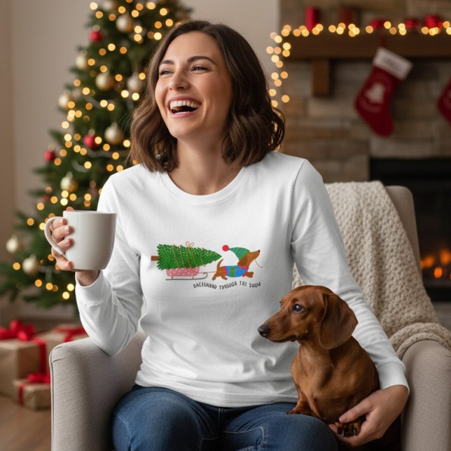 Dachshund Genom Snön Söt Jul Hund T Shirt (Skapare uppladdad)