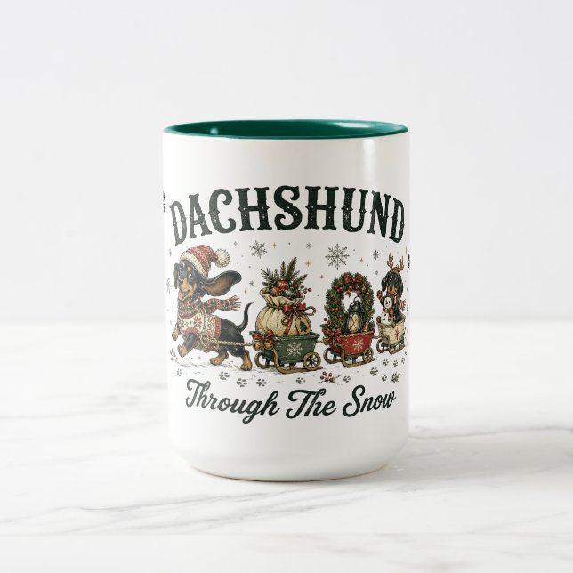 Dachshund Genom Snön Två-Tonad Mugg (Center)