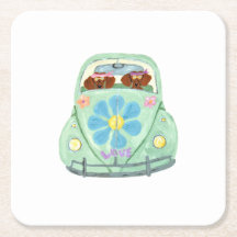 Dachshund Hippies I Deras Blomsterälskande Bil