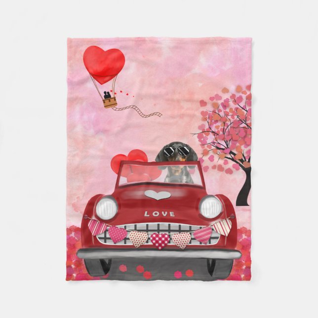 Dachshund Hund Driving Car with Hearts Valentine's Fleecefilt (Framsidan)